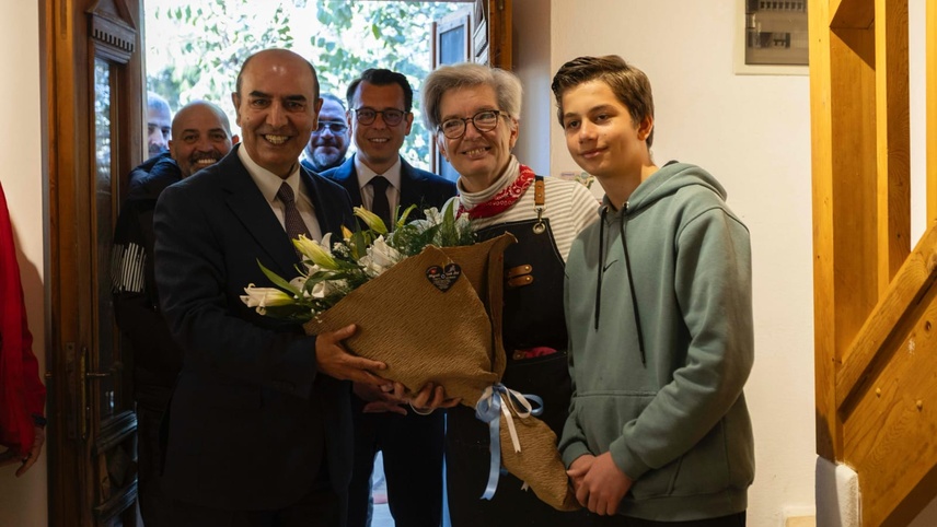 Datça'da öğrenciler sanatçı Aljohara Jeje ile üretim sürecini deneyimledi