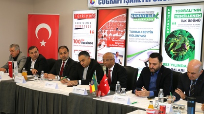 Etiyopya'nın Ankara Büyükelçisi Mahmud, Torbalı'da gıda imalatçılarıyla buluştu