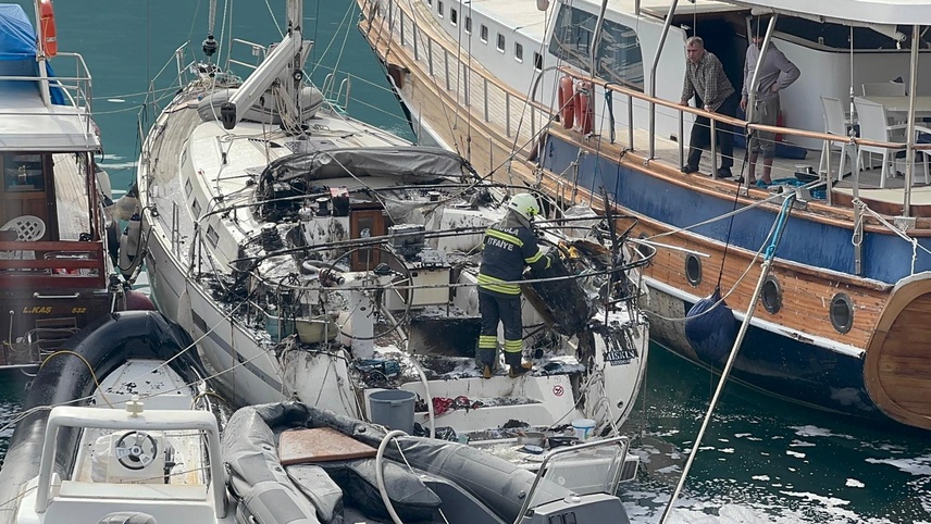 Fethiye'de teknede çıkan yangın söndürüldü