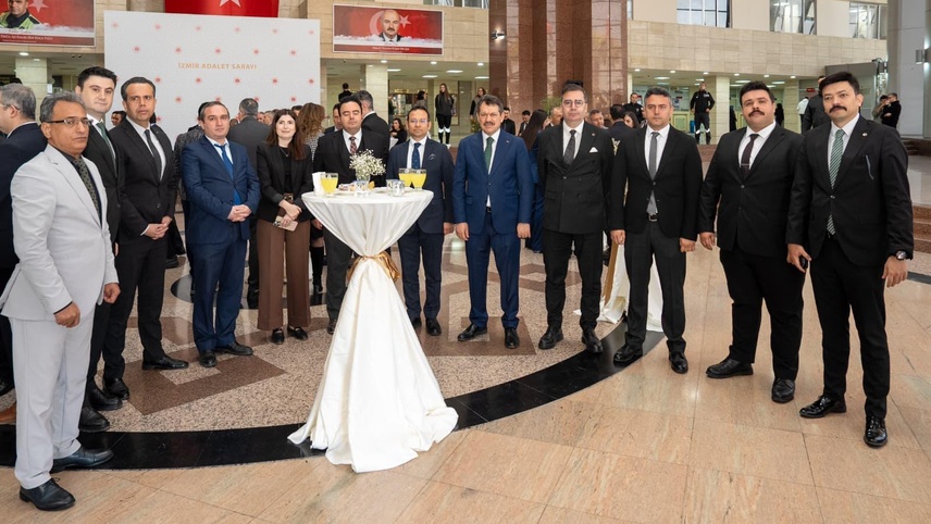 İzmir Adliyesi'nde bayramlaşma töreni yapıldı