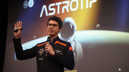 Astronot Tuva Cihangir Atasever, Denizli'de öğrencilerle buluştu