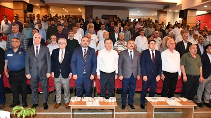 Turgutlu'da "Ailede Çözüm Becerileri" konferansı düzenlendi