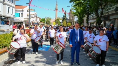 Uşak'ta Engelliler Haftası dolayısıyla yürüyüş yapıldı