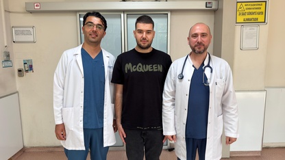 Kalbi 6 kez duran genç hasta 6 gün sonra "ikinci hayatı"na uyandı