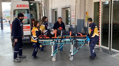 Nazilli'de fabrikanın çatısından düşen işçi hastaneye kaldırıldı