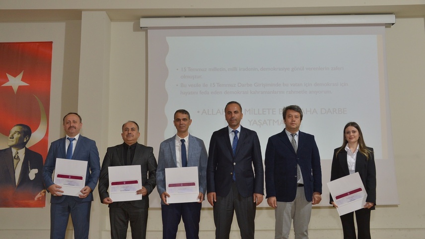 Muğla'da "Osmanlı'dan Cumhuriyet'e Darbeler ve Gençlerimizde Demokrasi Bilinci Projesi" tamamlandı