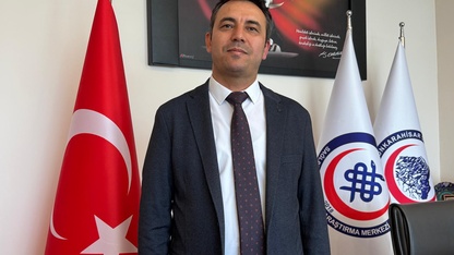 Yutkunamama şikayetiyle hastaneye götürülen çocuğun yemek borusundan et parçası çıktı