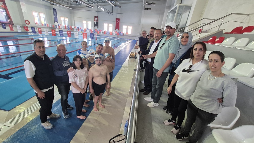 Muğla'da "özel sporcuların" hedefi yüzmede Türkiye şampiyonluğu