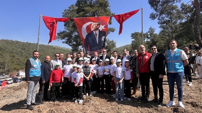 Muğla'da yanan alanlara fidan dikildi