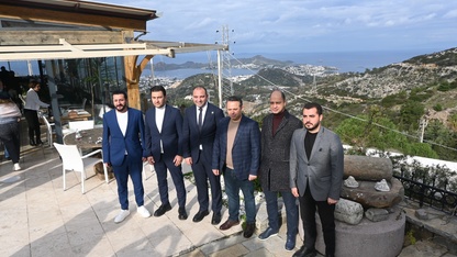 AK Parti Bodrum İlçe Teşkilatı gazetecilerle bir araya geldi