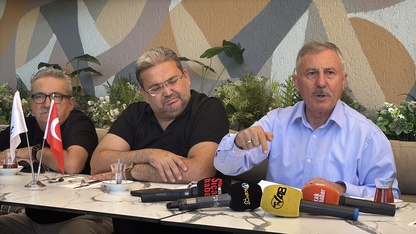 Yeni Yol Partisi Grup Başkanvekili Selçuk Özdağ Bodrum'da basın toplantısı düzenlendi