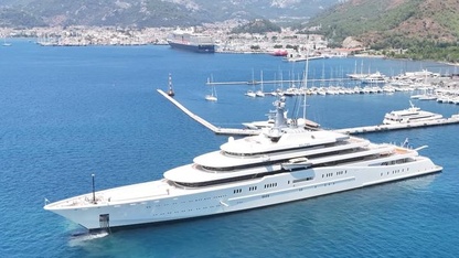 Rus milyarder Abramoviç'in yatı "Eclipse" Marmaris'ten demir aldı