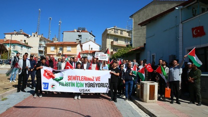 Uşak'ta Filistin'e destek yürüyüşü düzenlendi
