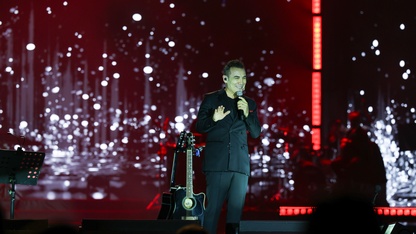 Şarkıcı Ferhat Göçer, Aydın Kültür Yolu Festivali'nde konser verdi
