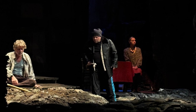 Bursa'da "İlerleme" oyunu sahnelendi