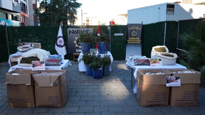 İzmir'de bir haftadaki uyuşturucu operasyonlarında 46 şüpheli tutuklandı