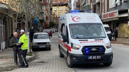 Aydın'da minibüsün yayaya çarpması güvenlik kamerasında