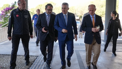İzmir'de 6,6 büyüklüğünde deprem senaryosuyla tatbikat yapıldı