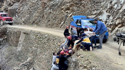 Fethiye'de dereye yuvarlanan motosiklet sürücüsü yaralandı