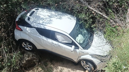 Aydın'da otomobilin devrilmesi sonucu öğretmen ve 6 öğrencisi yaralandı