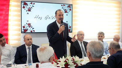 MHP Genel Sekreter Yardımcısı Osmanağaoğlu, İzmir'de ziyaretlerde bulundu