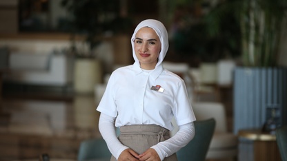 Babasının YKS çıkışında çiçekle karşıladığı öğrenci hayalindeki bölüme yerleşti