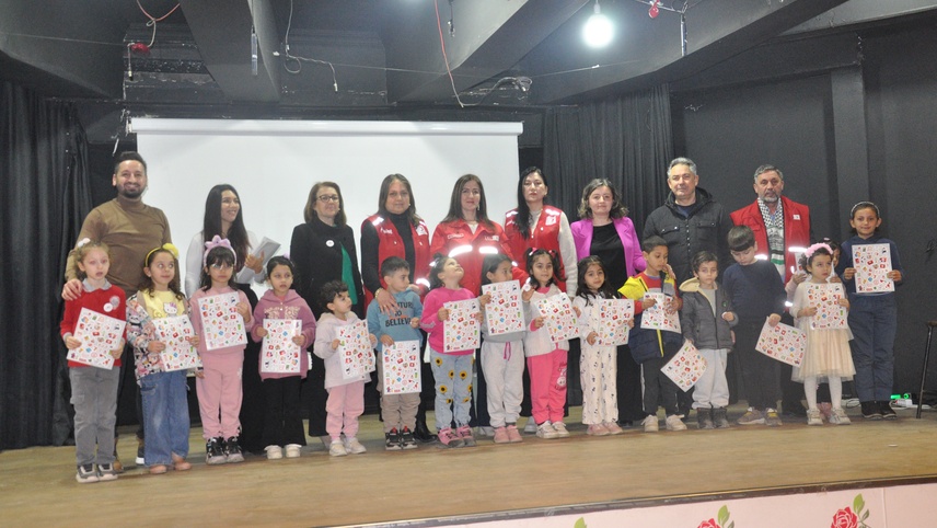 Ödemişli öğrencilerden Filistinli çocuklara destek