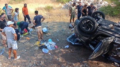 Muğla'da iki otomobilin çarpıştığı kazada 5 kişi yaralandı