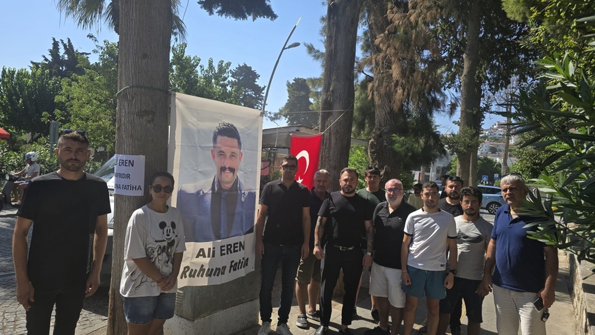 Datça'da vefat eden Ülkü Ocakları Başkanı Eren için lokma dağıtıldı