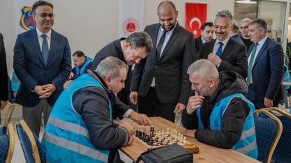 İzmir'de yükümlüler için satranç turnuvası düzenlendi