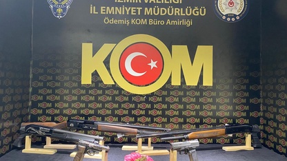 İzmir'de suç örgütüne yönelik operasyonda 8 kişi yakalandı