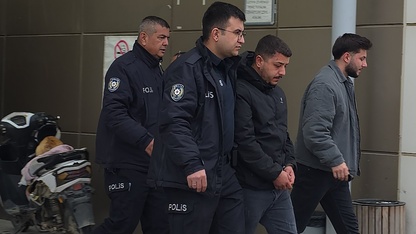Manisa'da kardeşinin bıçakladığı iddia edilen kişi öldü