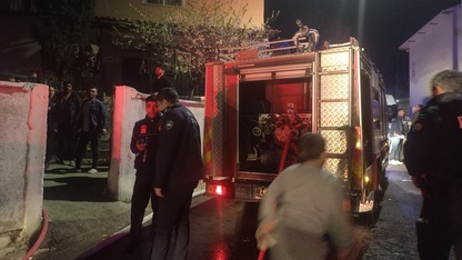 Manisa'da bir kadının, tartıştığı kayınvalidesi ve kayınpederinin evini ateşe verdiği iddia edildi