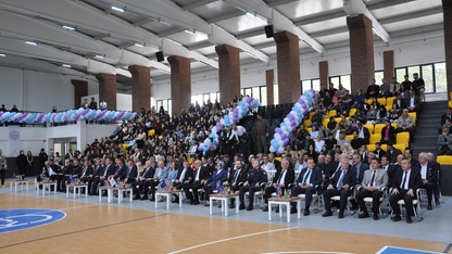 Kütahya'da yapımı tamamlanan Rıza Güral Spor Salonu törenle açıldı