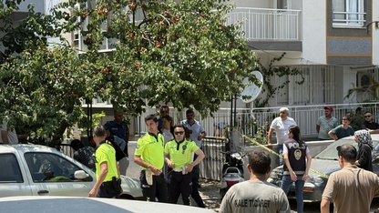 İzmir'de 70 yaşındaki eşini av tüfeğiyle öldüren 75 yaşındaki kişi intihar etti