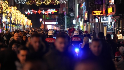 İzmir'de polisten yılbaşı denetimi