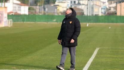 Stanimir Stoilov, Süper Lig'de Göztepe'nin başında en fazla maça çıkan ikinci isim olacak