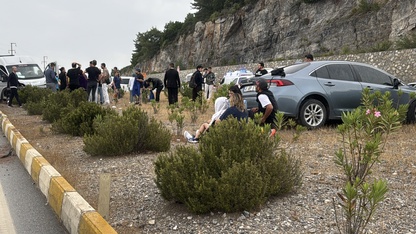 GÜNCELLEME - Bodrum'da servis minibüsü ile otomobilin çarpıştığı kazada 16 kişi yaralandı