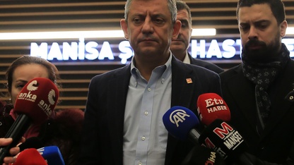 CHP Genel Başkanı Özel, Şehzadeler Belediye Başkanı Durbay'ın ailesine taziyesini iletti: