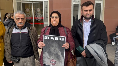 Manisa'da boşanma aşamasındaki eşini öldüren sanığın yargılanmasına devam edildi