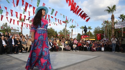 Muğla'da "11. Uluslararası Milas Zeytin Hasat Şenliği" sona erdi