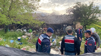 Manisa'da bağ evinde çıkan yangında 90 yaşındaki kişi öldü