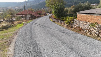 Muğla'nın 5 kırsal mahalledeki yol çalışmalarında sona yaklaşıldı