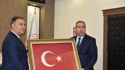 Tarım ve Orman Bakan Yardımcısı Gümen Afyonkarahisar'da ziyaretlerde bulundu