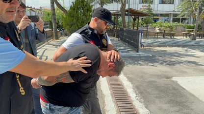 Afyonkarahisar Valisi Yiğitbaşı'na sosyal medyadan hakaret eden şüpheli Antalya'da yakalandı