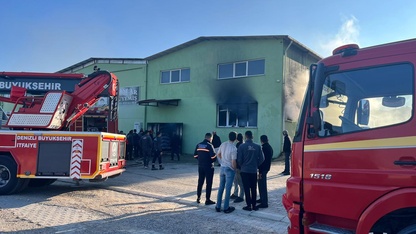 Denizli'de iş yerinde çıkan yangın söndürüldü