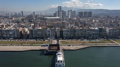 İzmir'de su baskınlarının yaşandığı Alsancak'ta otelciler altyapı sorunlarının çözülmesini istiyor