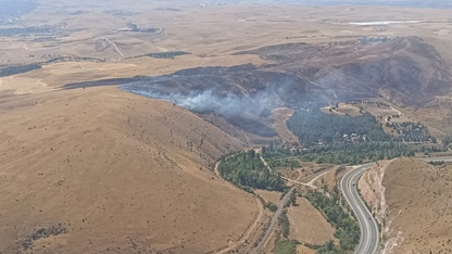Afyonkarahisar'da otluk alanda çıkan yangın söndürüldü