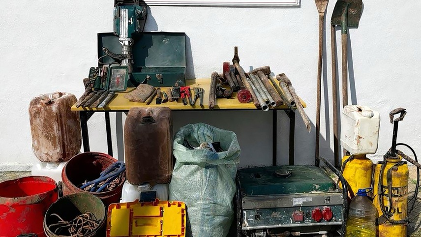 Manisa'da sit alanında izinsiz kazı yapan 2 şüpheli yakalandı