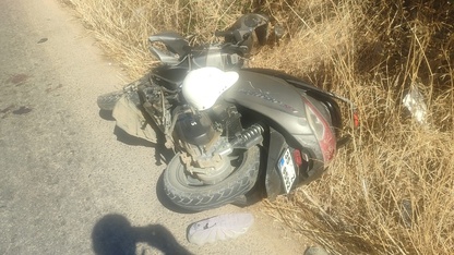 Ödemiş'te kamyonla çarpışan motosikletin sürücüsü yaralandı